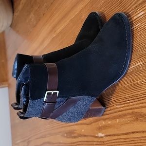 Clarks ankle boots, size 7